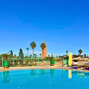 מלון Sillage Palace Sky &